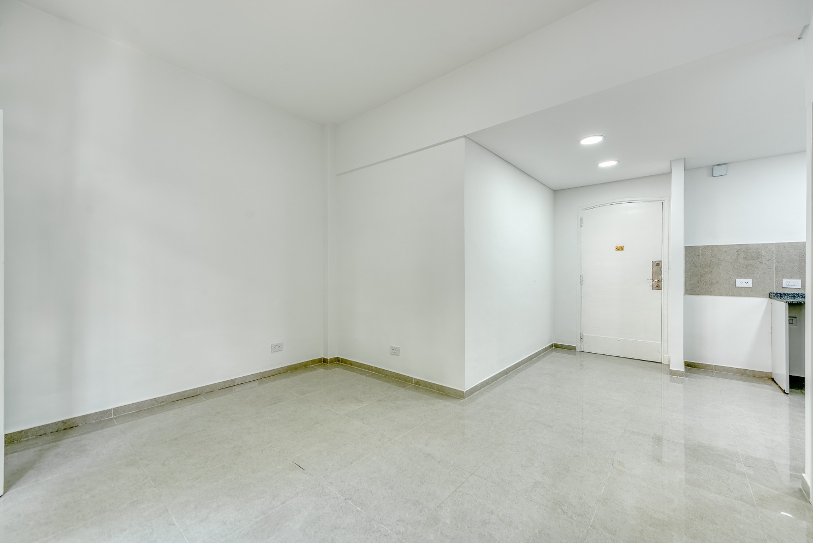 WhatsApp Image 2026-04-04 at 16.30.52 (2)