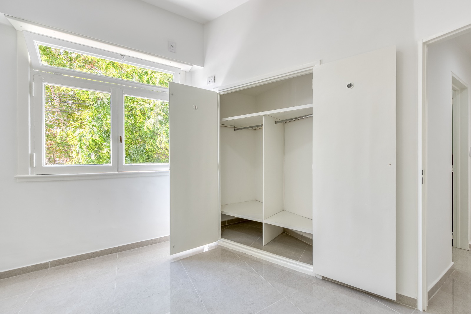 WhatsApp Image 2026-04-04 at 16.32.21